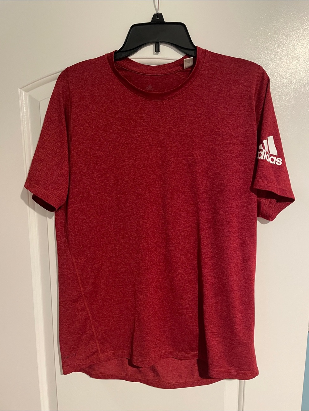 adidas Men’s Heather Red Short-Sleeve Athletic Tee Size:L